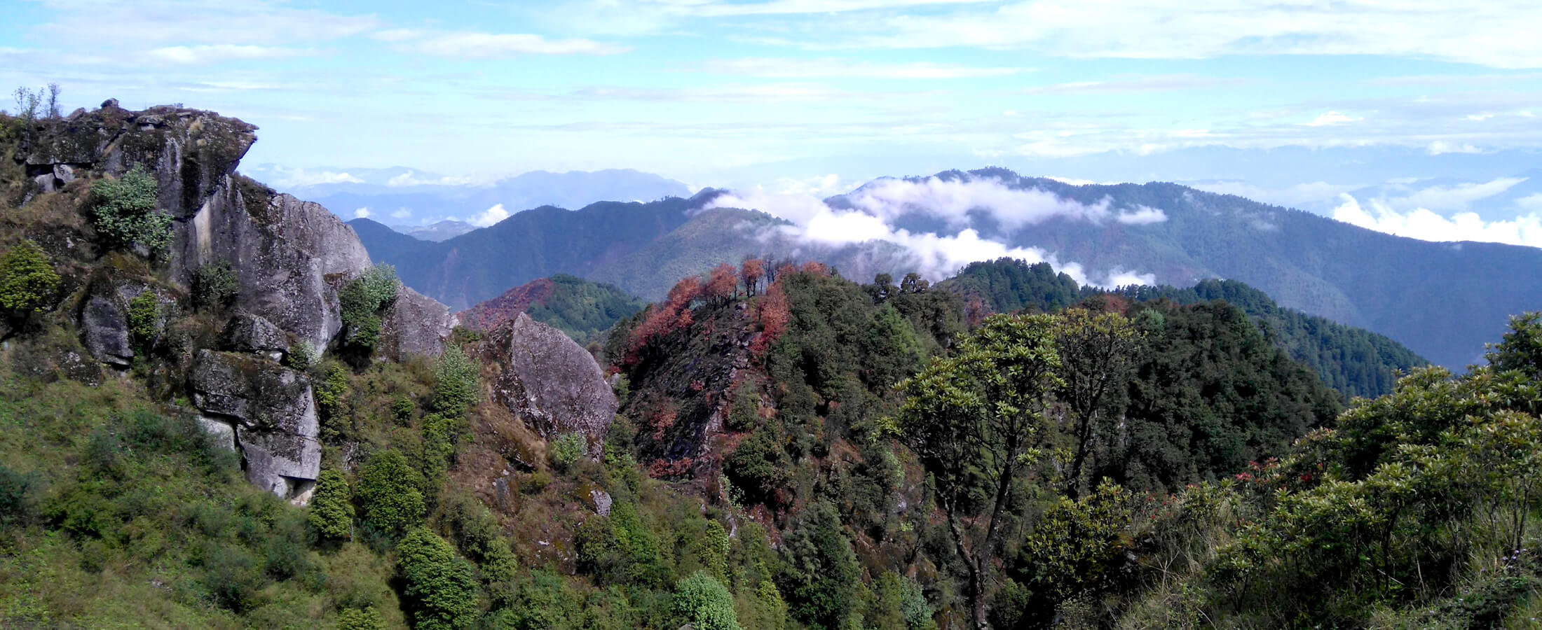Beautiful Hills With Fog Bethanchok, Dhunkharka, Kavre, Nepal-bethanchowk.com